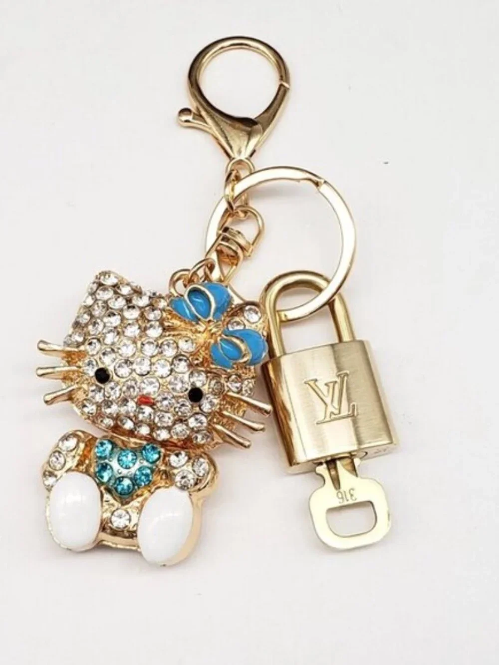 Louis Vuitton Authentic Gold Padlock 🔒 Key+Unbranded Hello Kitty Keychain/Charm - Picture 1 of 7